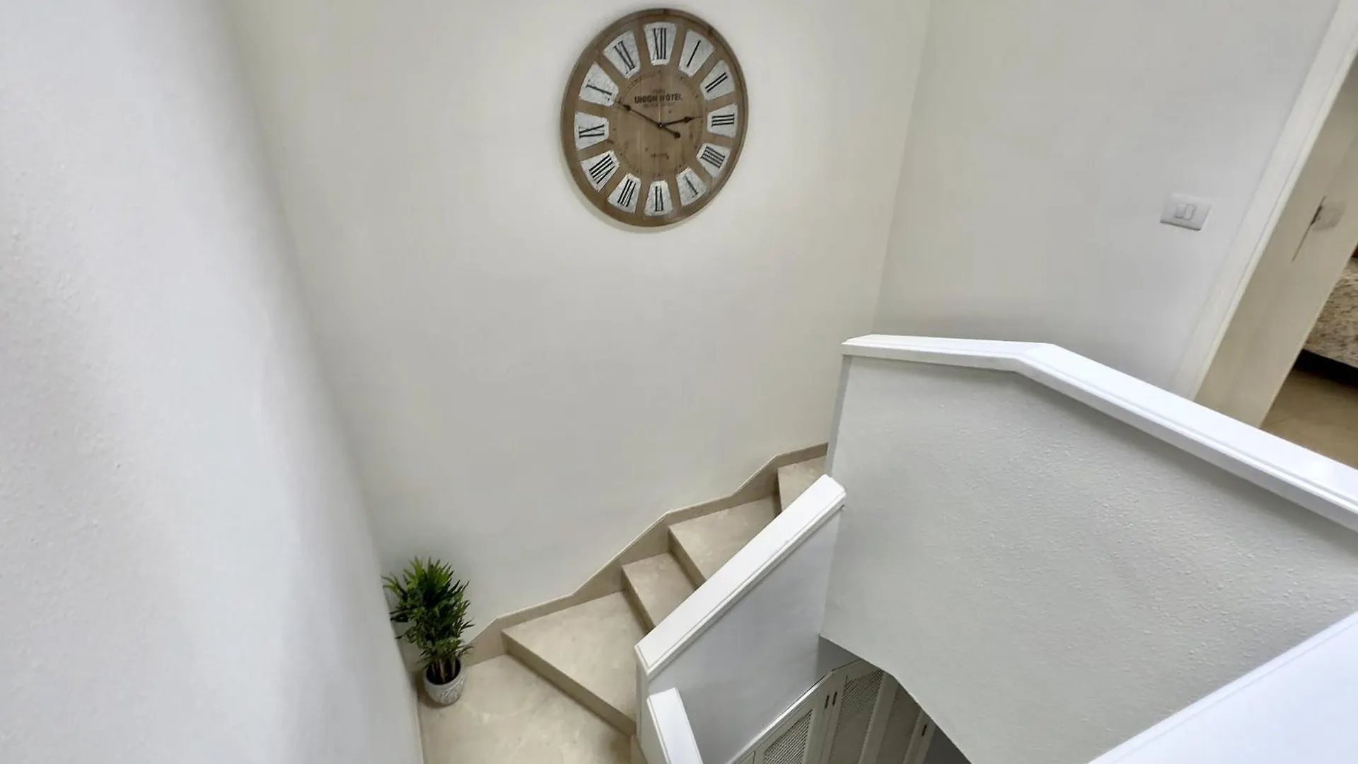 Dom wakacyjny Lovely Villa Magnolia With Pool, Bbq And Wifi In Tenerife South Las Rosas  Hiszpania